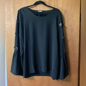 Sperse Grommet Bell Sleeved Blouse